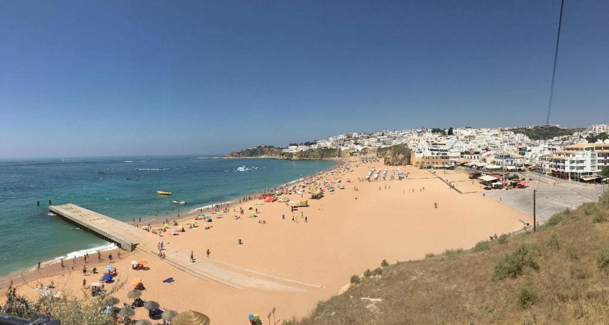 Choro In With Wonderful Sea View Pool Access Apartment Albufeira