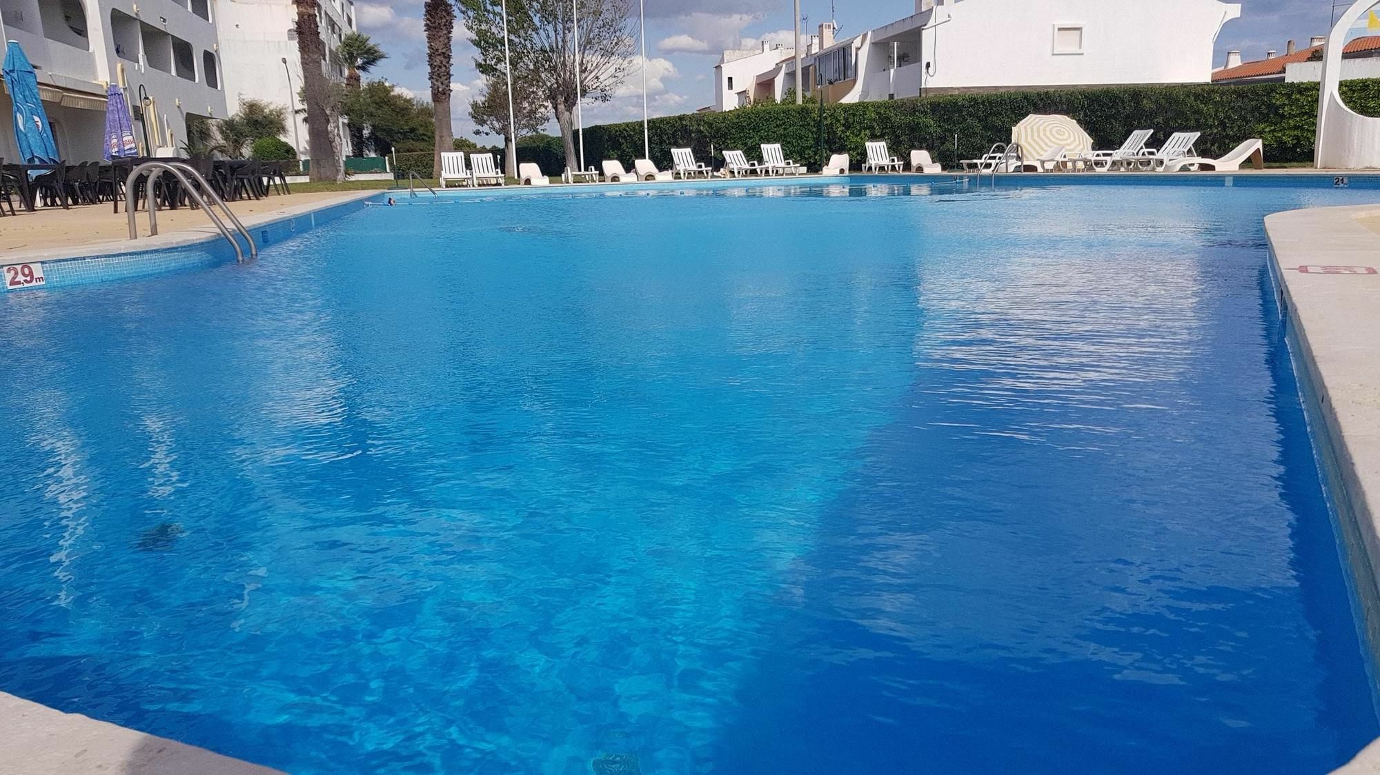 Choro In With Wonderful Sea View Pool Access Apartment Albufeira